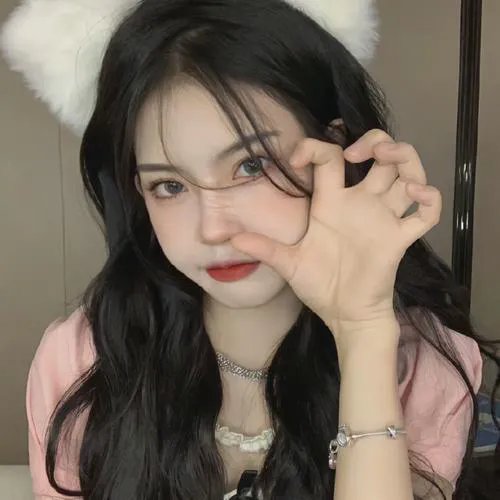 替嫁豪门：植物人老公被我吻醒了